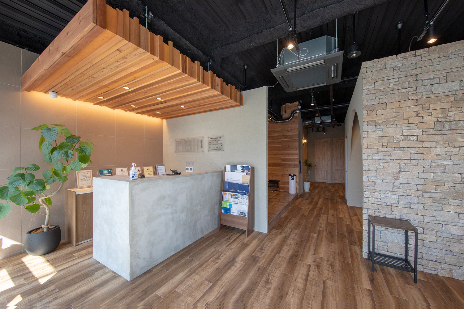 箕面店