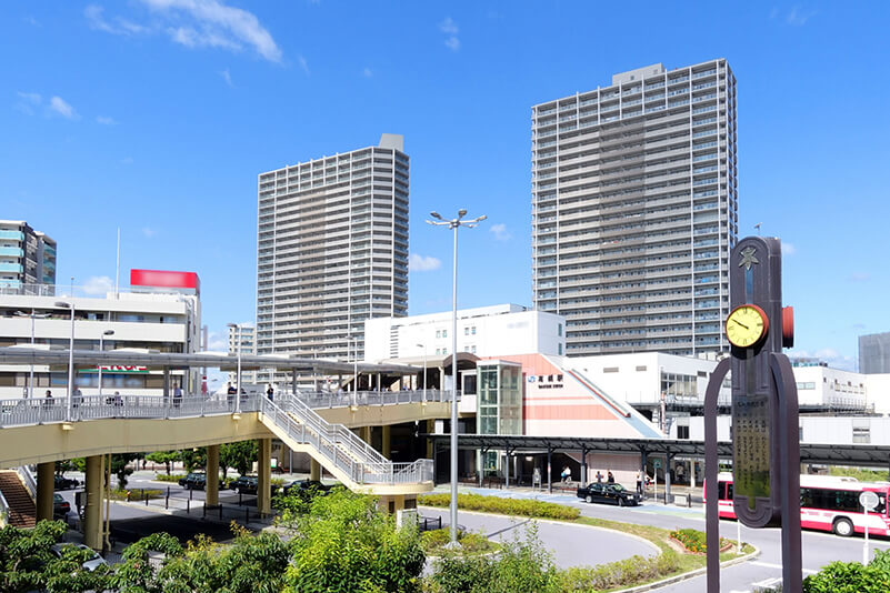 高槻市駅前