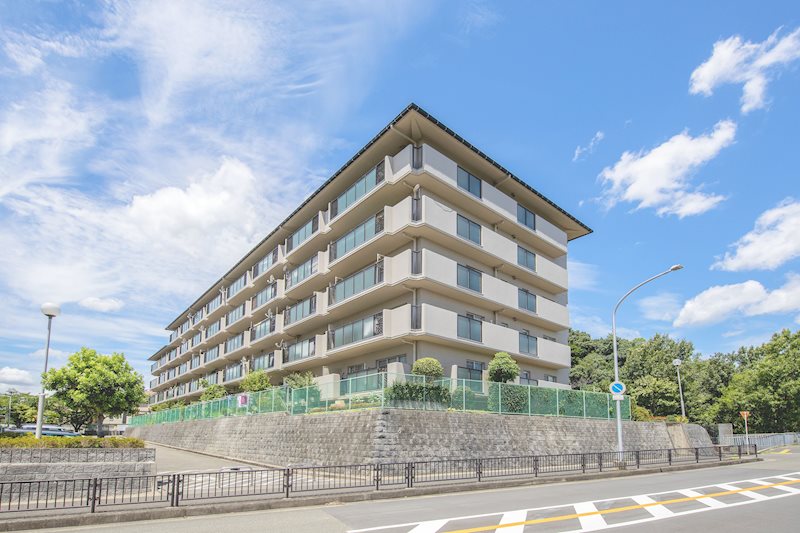 【CASA】サンヴェール高槻4号棟 南向きバルコニーにつき陽当り・通風良好です！