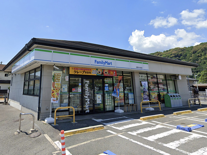 グレース嵐山 ﾌｧﾐﾘｰﾏｰﾄ 松尾大社前店