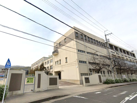 メゾン神足7号棟 長岡京市立長岡中学校