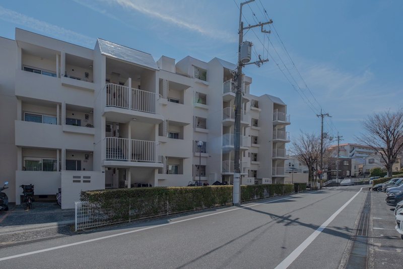 大阪府豊中市上野東１丁目 南向き角部屋につき陽当たり・通風良好