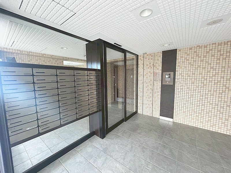 【CASA】フォルム逆瀬川 オートロック付きマンション。防犯面もあんしんです♪