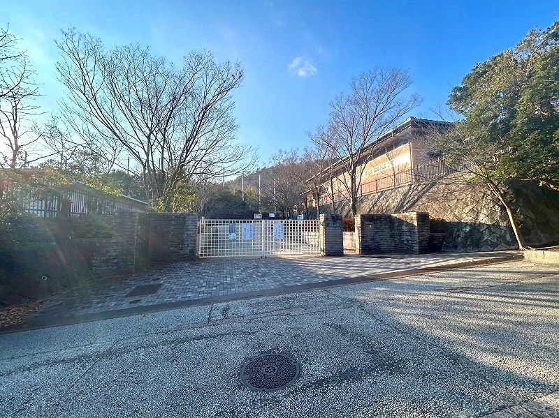サンシティ桂坂3番館 京都市立大枝中学校