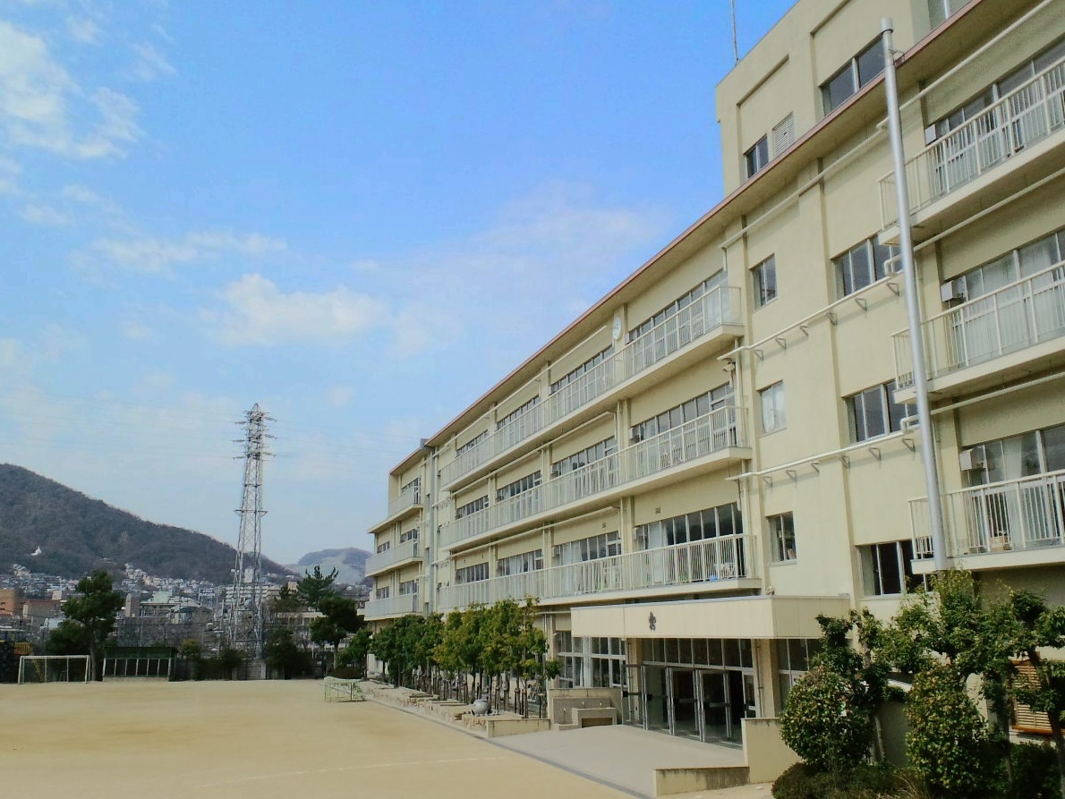 【CASA】ローズハイツ宝塚 宝塚市立宝塚小学校