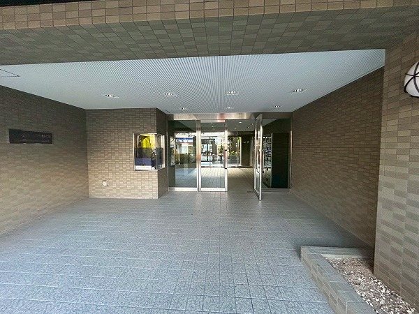 藤和シティホームズ池田井口堂 【共用部エントランス】住宅ローンのご相談等あらゆるご相談、お問合せ承ります。お気軽にお問い合わせください。