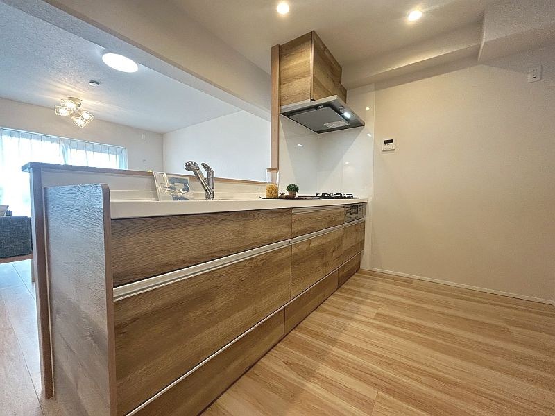 【CASA】宝塚御殿山マンション キッチンスペースが広くとられており、お好みのカップボードなども配置可能です！