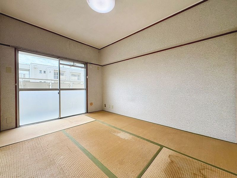 【CASA】若山台住宅34号棟 南向きバルコニーに面しており、陽当たり抜群です！