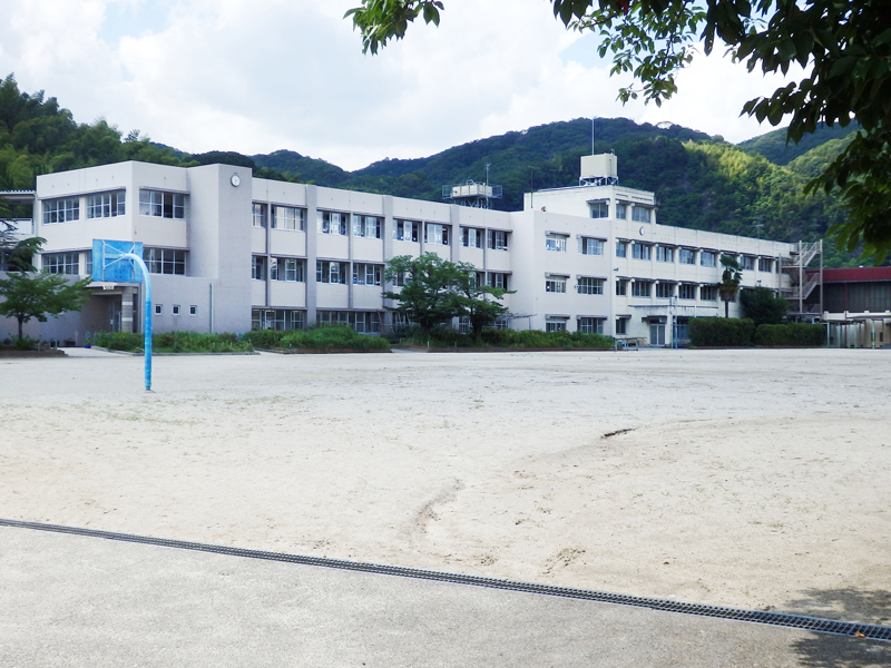 【CASA】若山台住宅34号棟 島本町立第二小学校