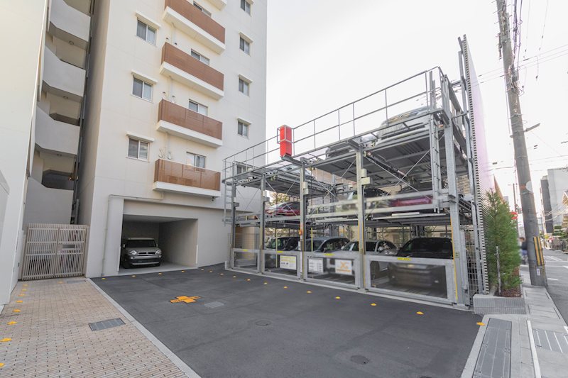 【CASAの仲介】ワコーレ伊丹西台ステーションエンブレム 大切な愛車をしっかりと守る安心の機械式駐車場完備。