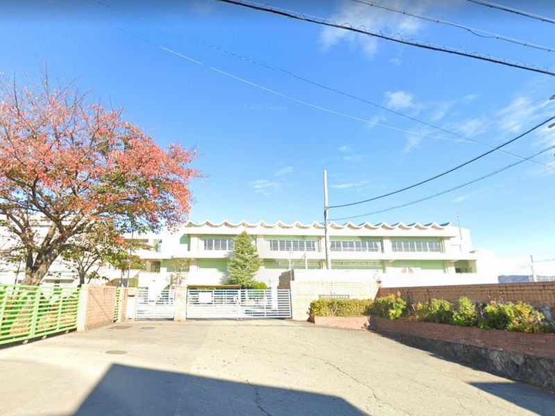 【CASA】清和台住宅団地9号棟 川西市立清和台中学校