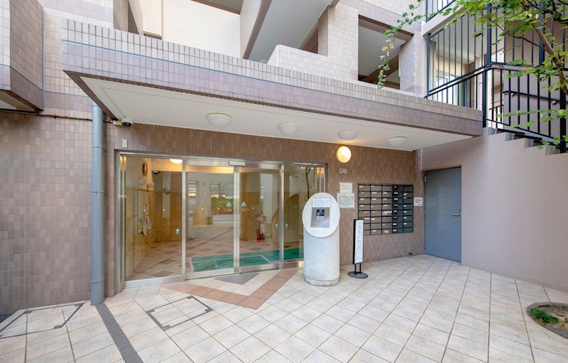 ネオ甲子園 ■共有部分■共有部分はいつも清潔に保たれております