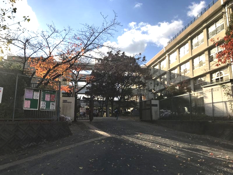 グランディア緑地公園 豊中市立泉丘小学校