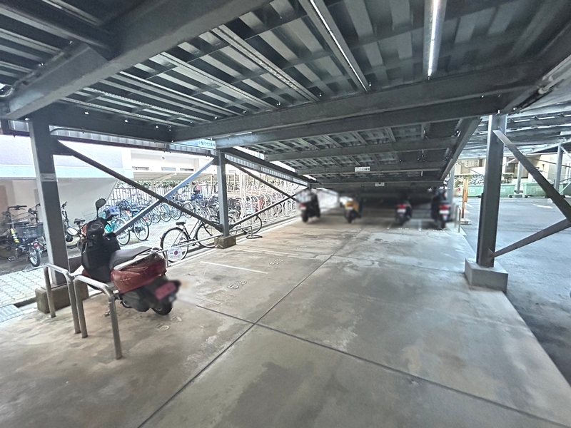 コスモワンダータウン バイク置場使用料につきましては、担当までお問い合わせください。