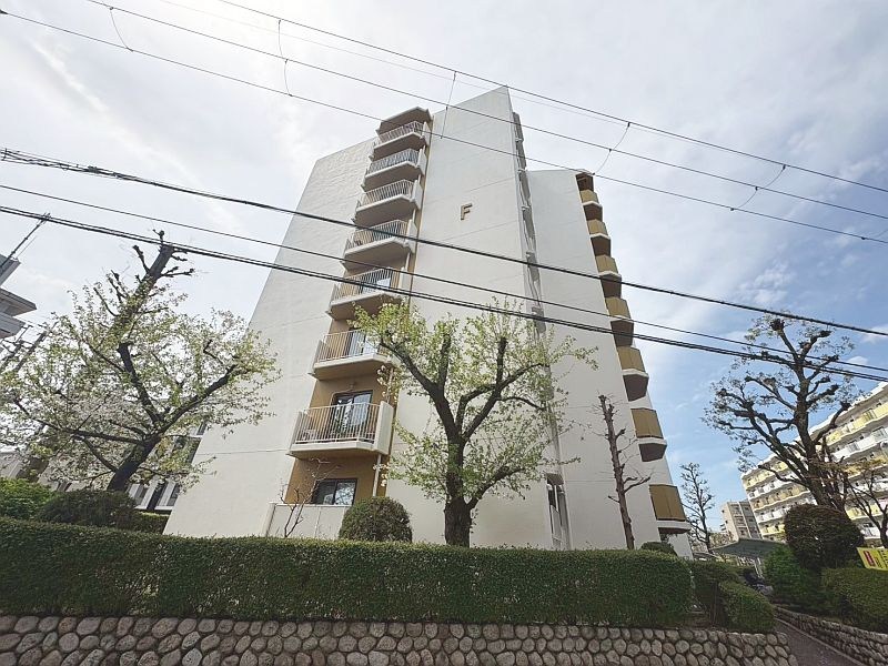 大阪府茨木市東奈良３丁目13 一度ご内覧いかがでしょうか♪お問合せお待ちしております！