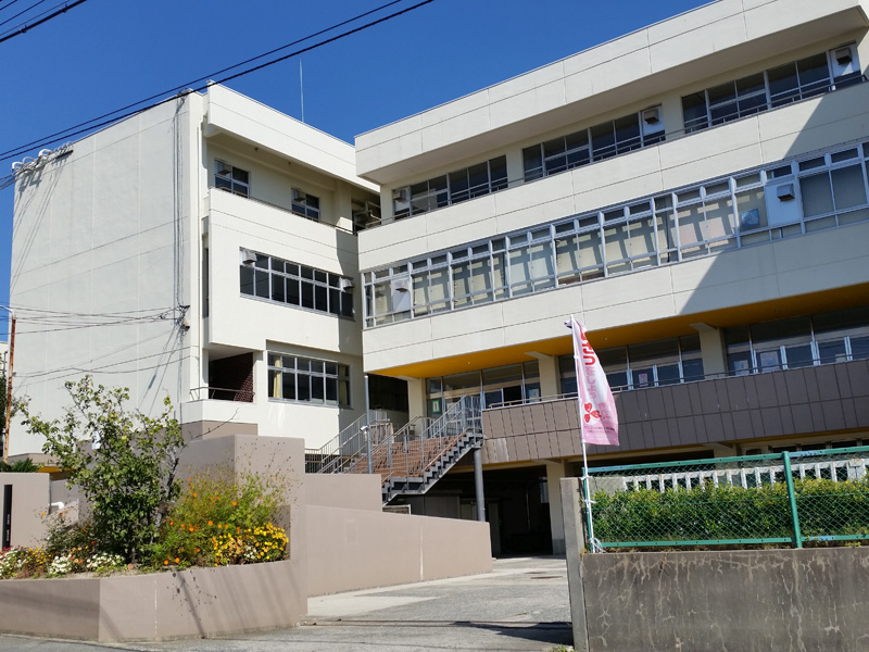 コスモフォレスタ箕面 箕面市立第二中学校