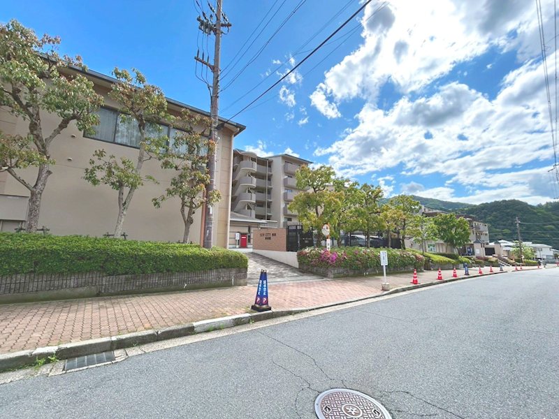 サンシティ桂坂3番館 桂坂団地内の大規模マンション！