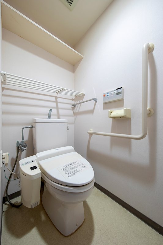 【CASA】ラ・ヴェール宝塚2号棟 手すり有。ご高齢のご家族にも◎