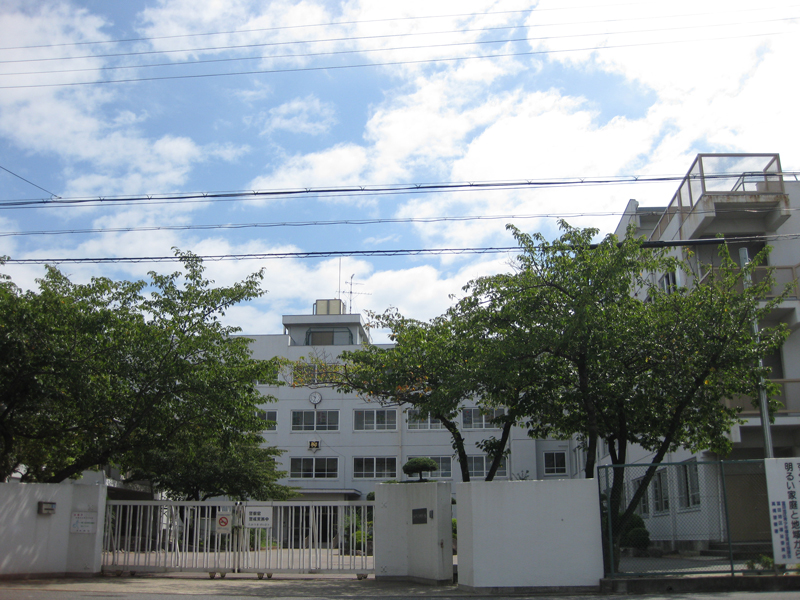 【CASA】さんくれーる高槻二棟 高槻市立柳川中学校