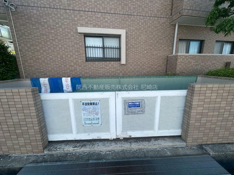 ロイヤルシャトー伊丹行基 朝の忙しい時間帯にマンションの外に出る必要がないので主婦にとっては大変助かります。
