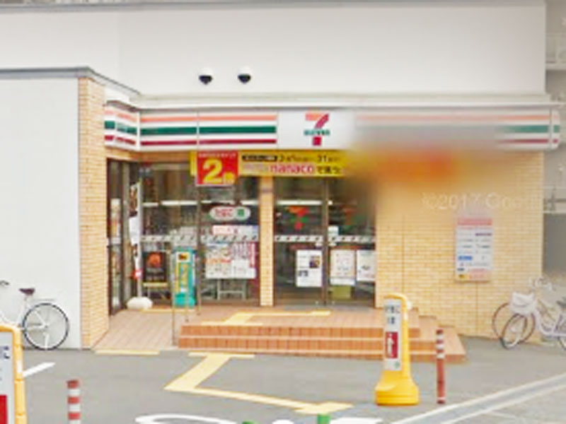 ローレルコート北千里  セブンイレブン　吹田上山田店
