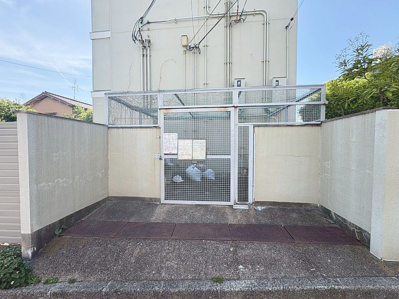 【CASA】メゾン高槻2号棟 お客様のご希望に沿ったお家探しをお手伝いいたします。
