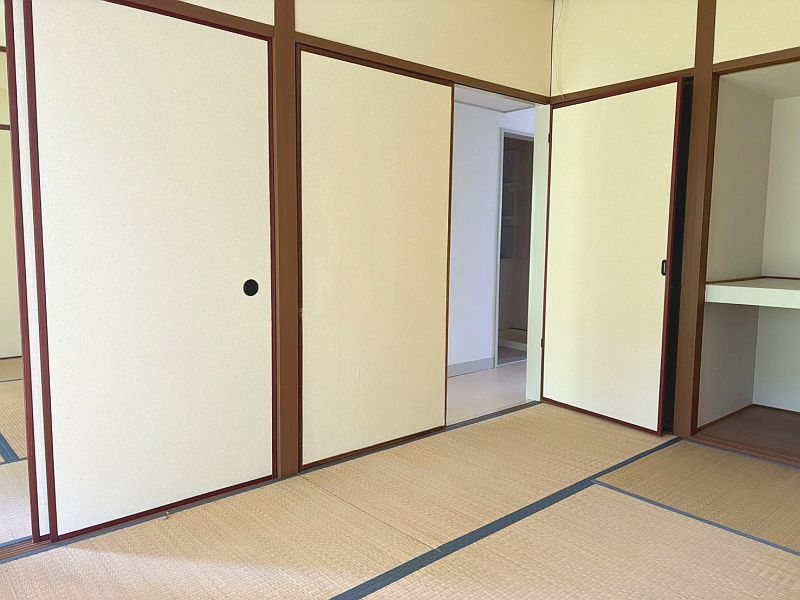 【CASA】ネオライフマンション高槻 1階部分につき専用庭があるため、ガーデニングを楽しむことが可能です！