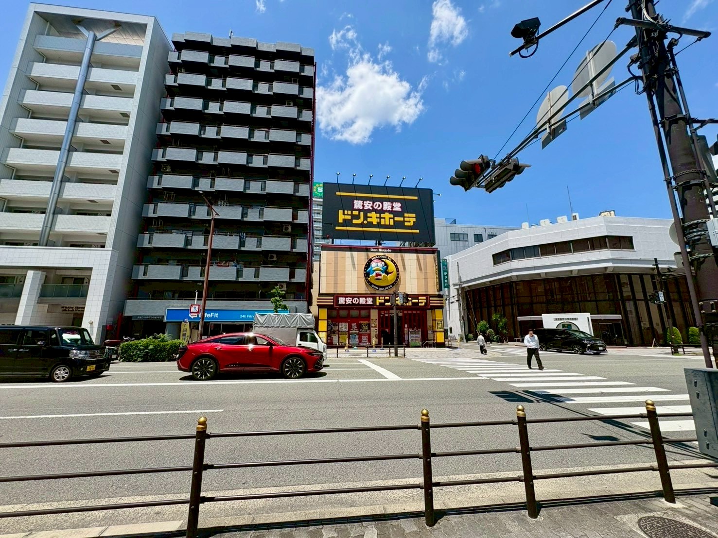 新北野第2コーポ西棟 ドン・キホーテ十三店