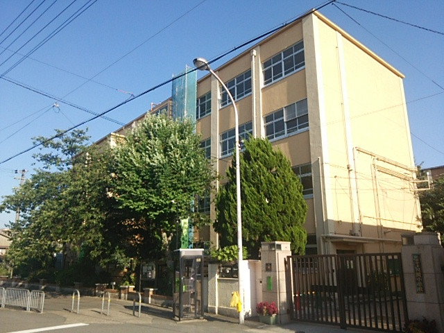 マンハイム桂  京都市立川岡小学校