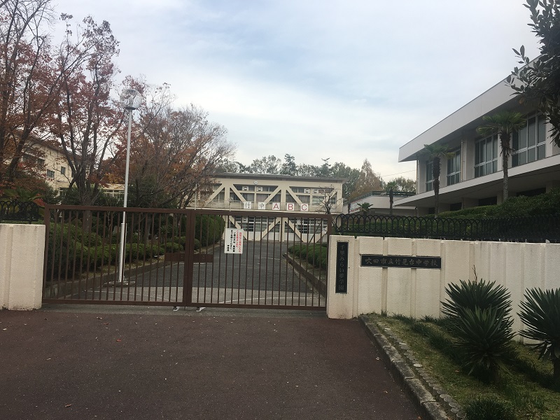 千里桃山台住宅 吹田市立竹見台中学校