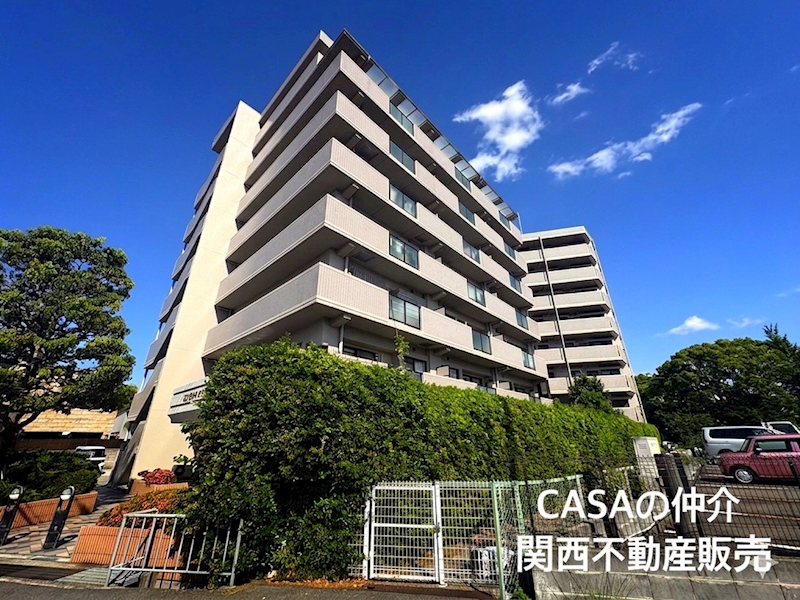エンゼルハイム吹田東 総戸数48戸のマンション。阪急・JRの2沿線が利用でき、通勤や通学にも便利な立地です♪