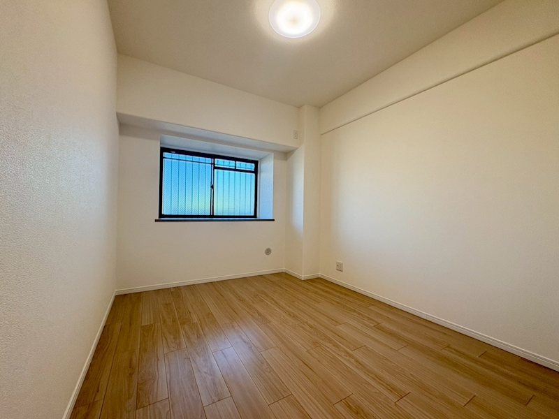 エンゼルハイム吹田東 クローゼットつきのため、生活空間をたっぷりとご使用いただけます。