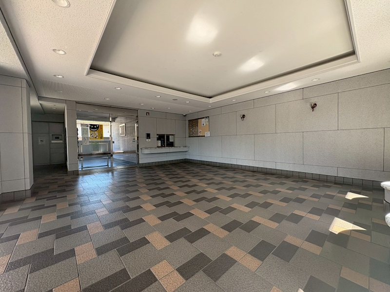 エンゼルハイム吹田東 知識豊富なスタッフがお客様をサポートし、マイホーム探しのお手伝い。