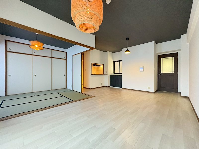 ベルク豊中宮山 大き目の家具をおいてもゆったりとした動線を確保できます。