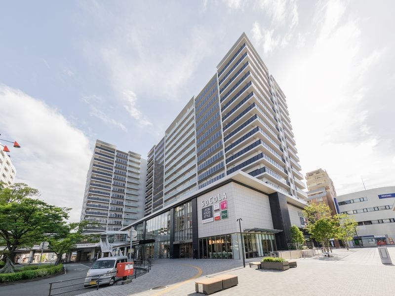 【CASA】 プラウド阪急塚口駅前 【現地写真】ペット飼育も可能（規約による制限あり）となっており、大切なご家族の一員と一緒に暮らせる住まいです。