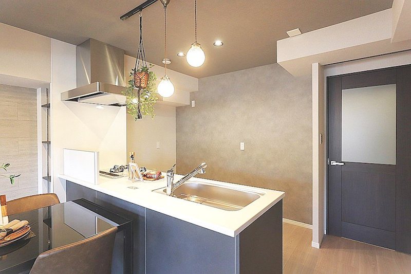 【CASA】アピア1シティライフ逆瀬川 内観写真（キッチン）
