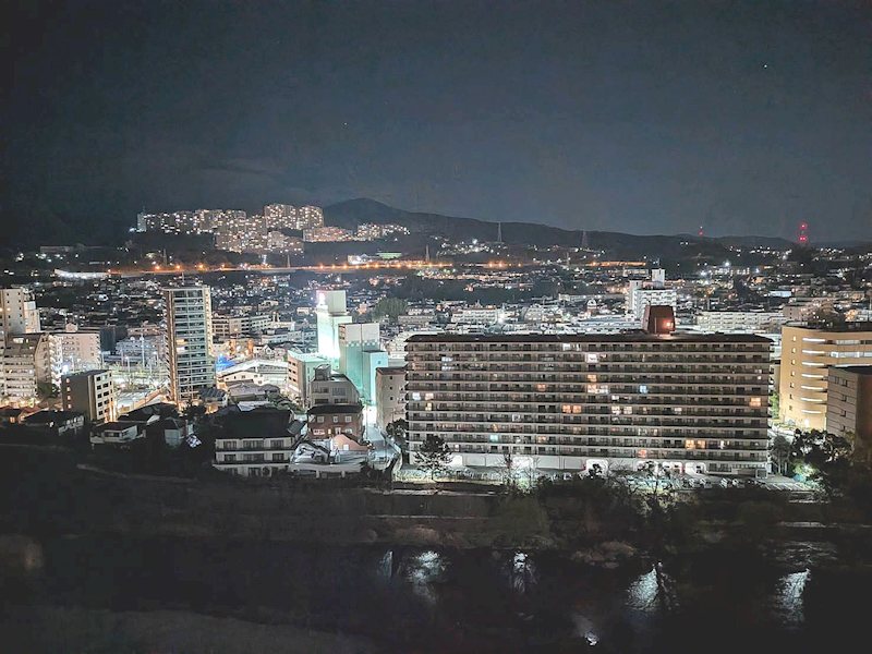 【CASA】ダイアパレス宝塚月見山 武庫川の夜景を望む開放的なロケーション。眺望良好の住環境です♪