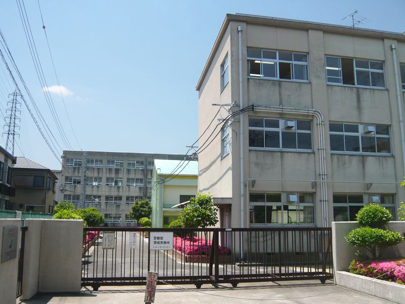 【CASA】ユニハイム高槻 高槻市立磐手小学校