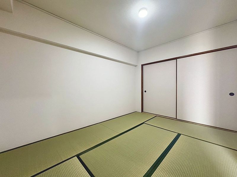 【CASA】ローレルハイツ茨木総持寺2号棟  畳表替済みです。お子様と遊んだりお昼寝スペースにも！