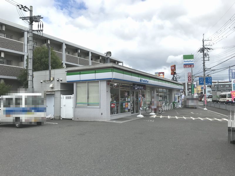 【CASA】高槻スカイハイツ ファミリーマート　高槻古曽部店