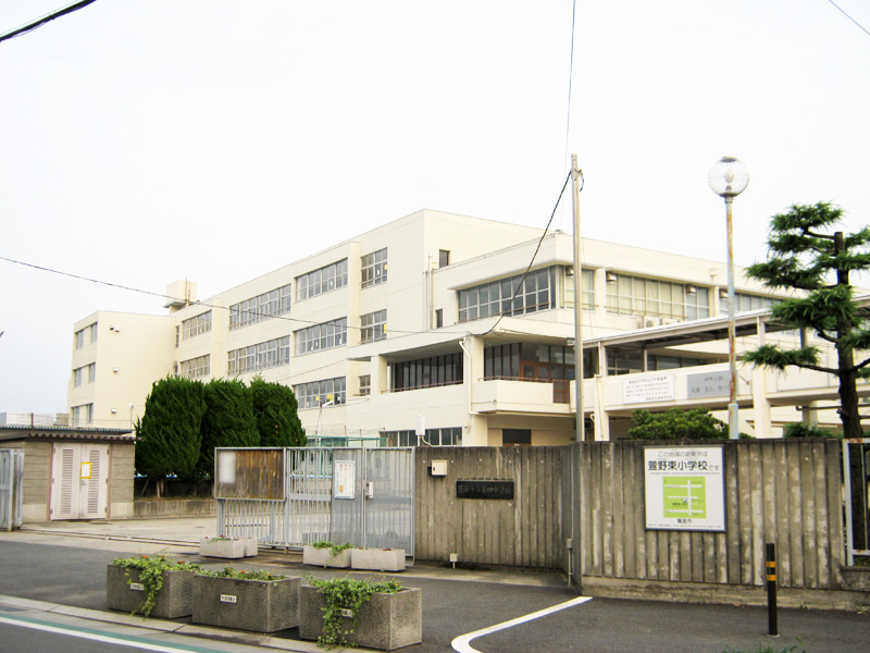 シティゲートタワー千里中央 箕面市立萱野東小学校