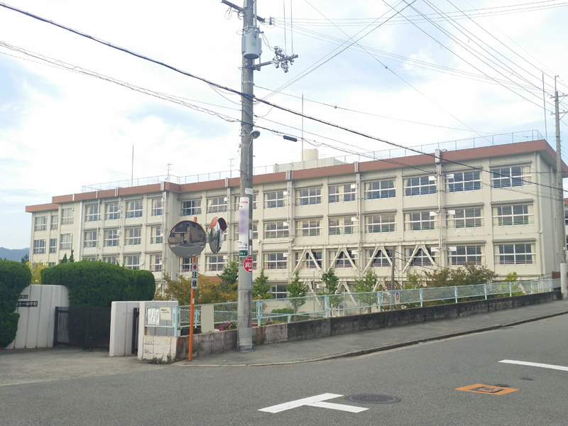 セントラルパレス東豊中 豊中市立第十一中学校