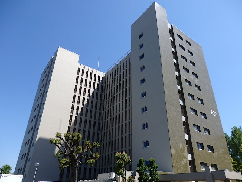 千里ニュータウン内に位置する、緑豊かな住環境が魅力のマンションです♪周辺環境とあわせてぜひ現地でご確認ください♪